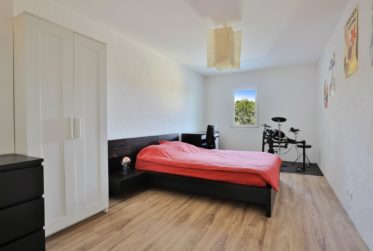 4 Bedrooms House, Mas
