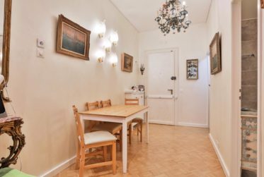 Appartement de Charme Rénové au Cœur de la Vieille Ville
