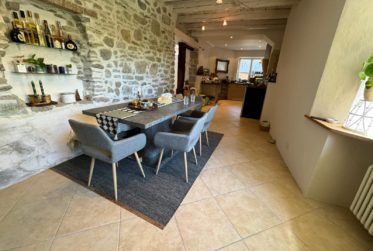 MAISON DE VILLAGE DE CARACTÈRE - à louer
