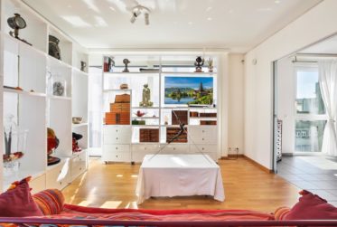 2 Bedrooms Flat