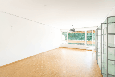 OPPORTUNITÉ RARE – Appartement traversant en PPE de 5.5 pièces d’exception aux Eaux-Vives dans un cadre verdoyant à rénover