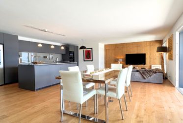 Exceptional Luxury Apartment with Panoramic Terraces