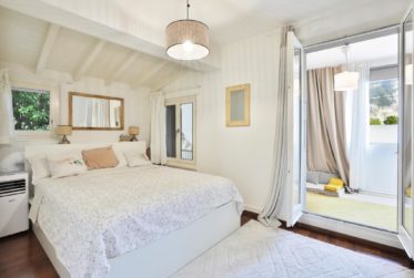 2 Bedrooms Flat