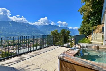Exceptional Luxury Apartment with Panoramic Terraces
